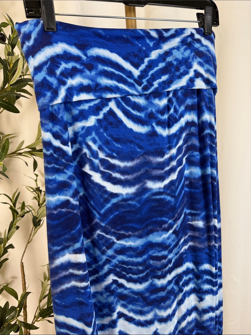 Cynthia Rowley Fold Over Blue and White Wave-Print Maxi Skirt Sz L (B5) - Picture 2 of 9